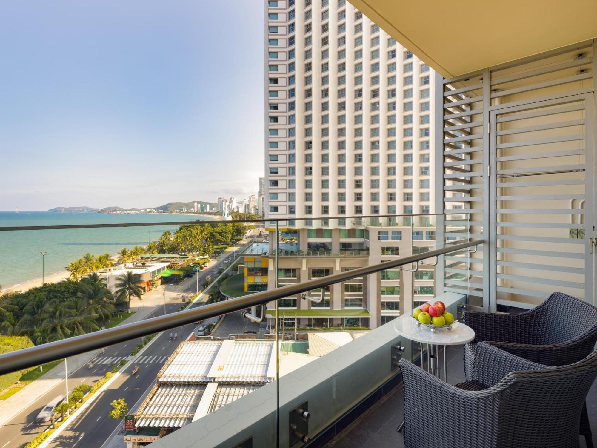 The Costa Nha Trang Residences Exterior photo